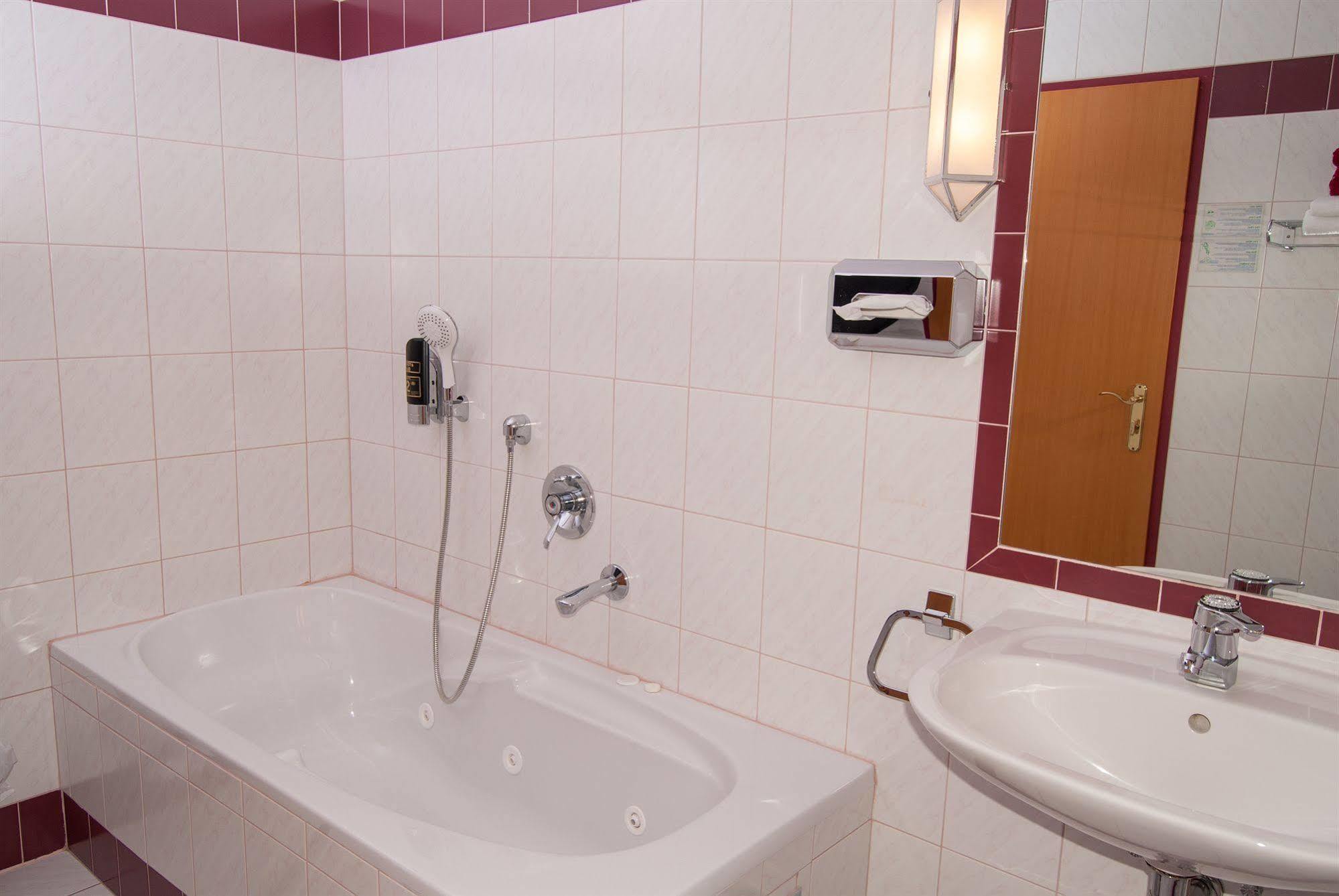 Hotel Residenz Hoessinger Karlstetten 외부 사진